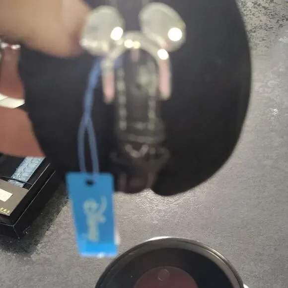 Disney Red and Black Minnie Mouse Watch - Picture 3 of 4